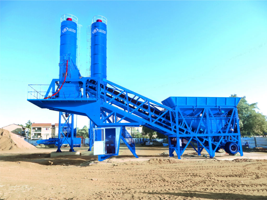 YHZS90 mobile concrete batching plant in Kenya from LUTON GROUP